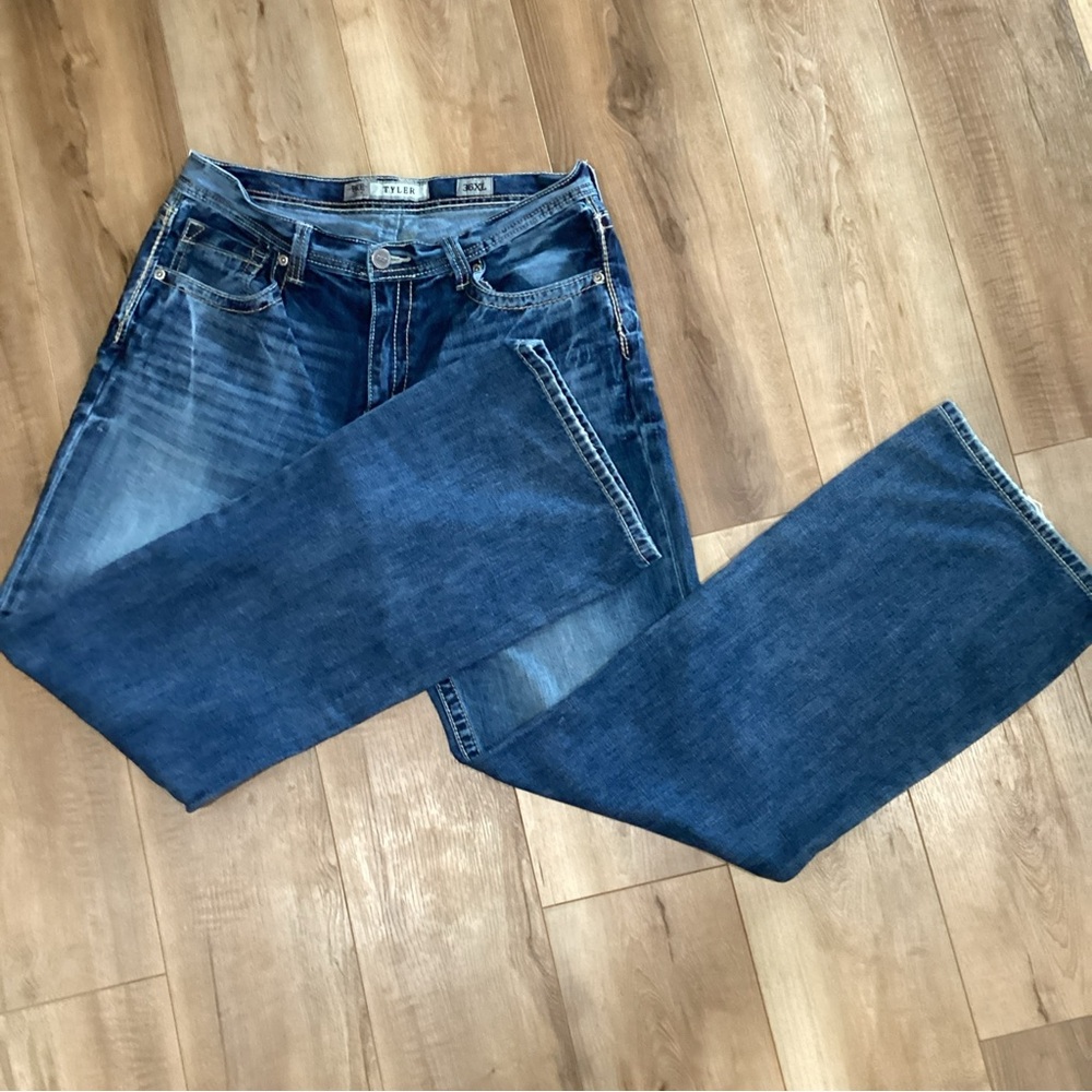 BKE Tyler Jeans Mens 36x36 Xtra Long Blue Straight Leg Distressed Denim Classic
